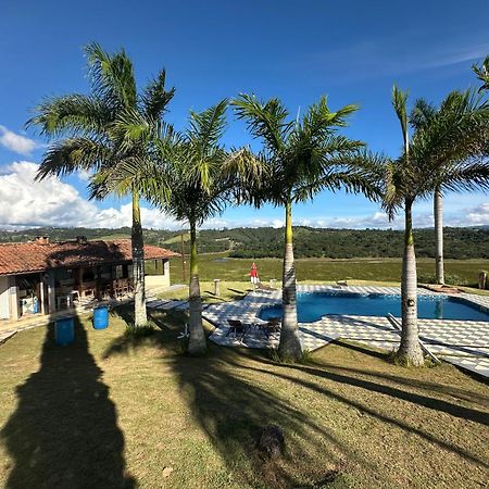 Villa Sitio Frente A Barragem Salesópolis Exterior foto